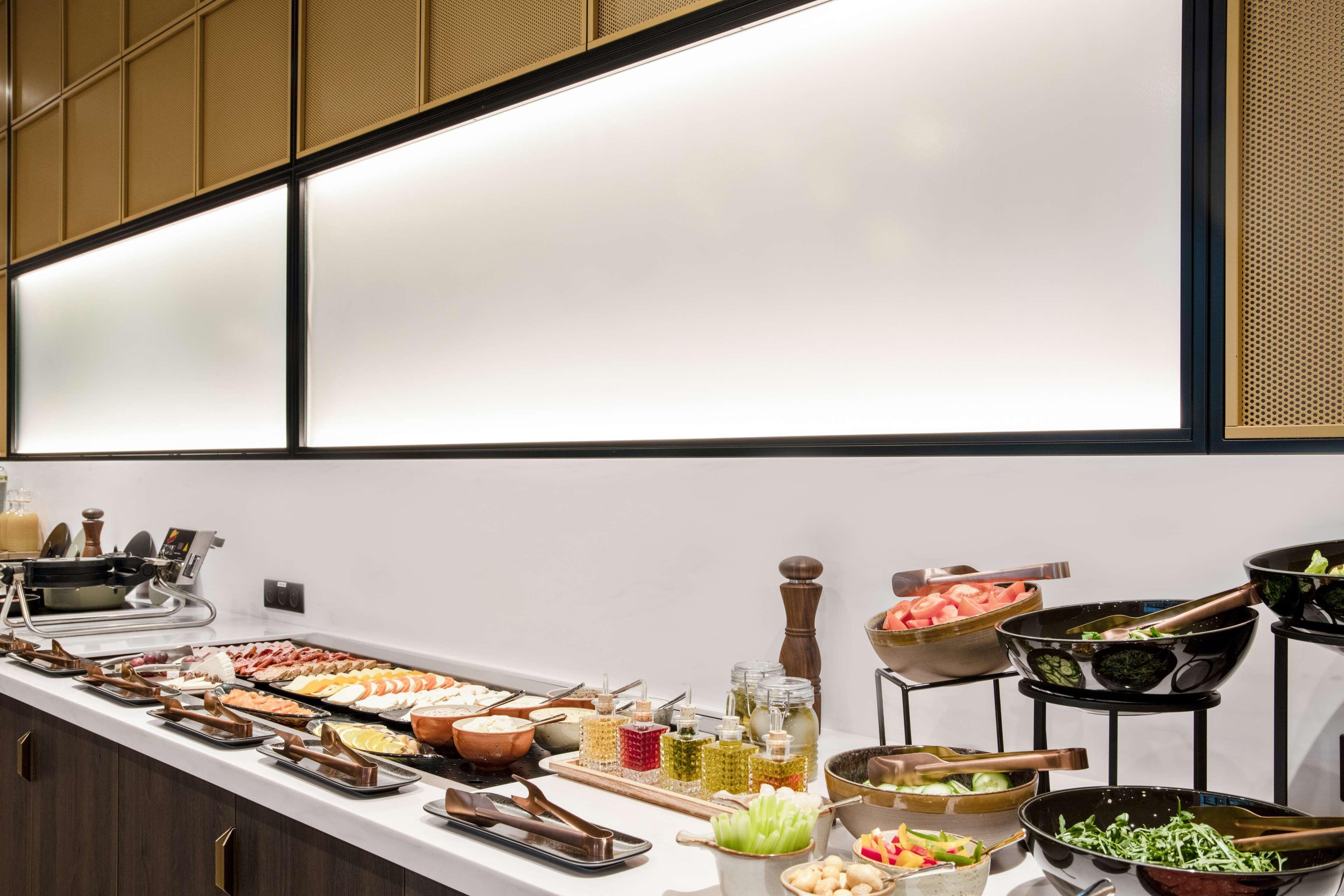 Golden Tulip Warszawa Centrum Ngoại thất bức ảnh