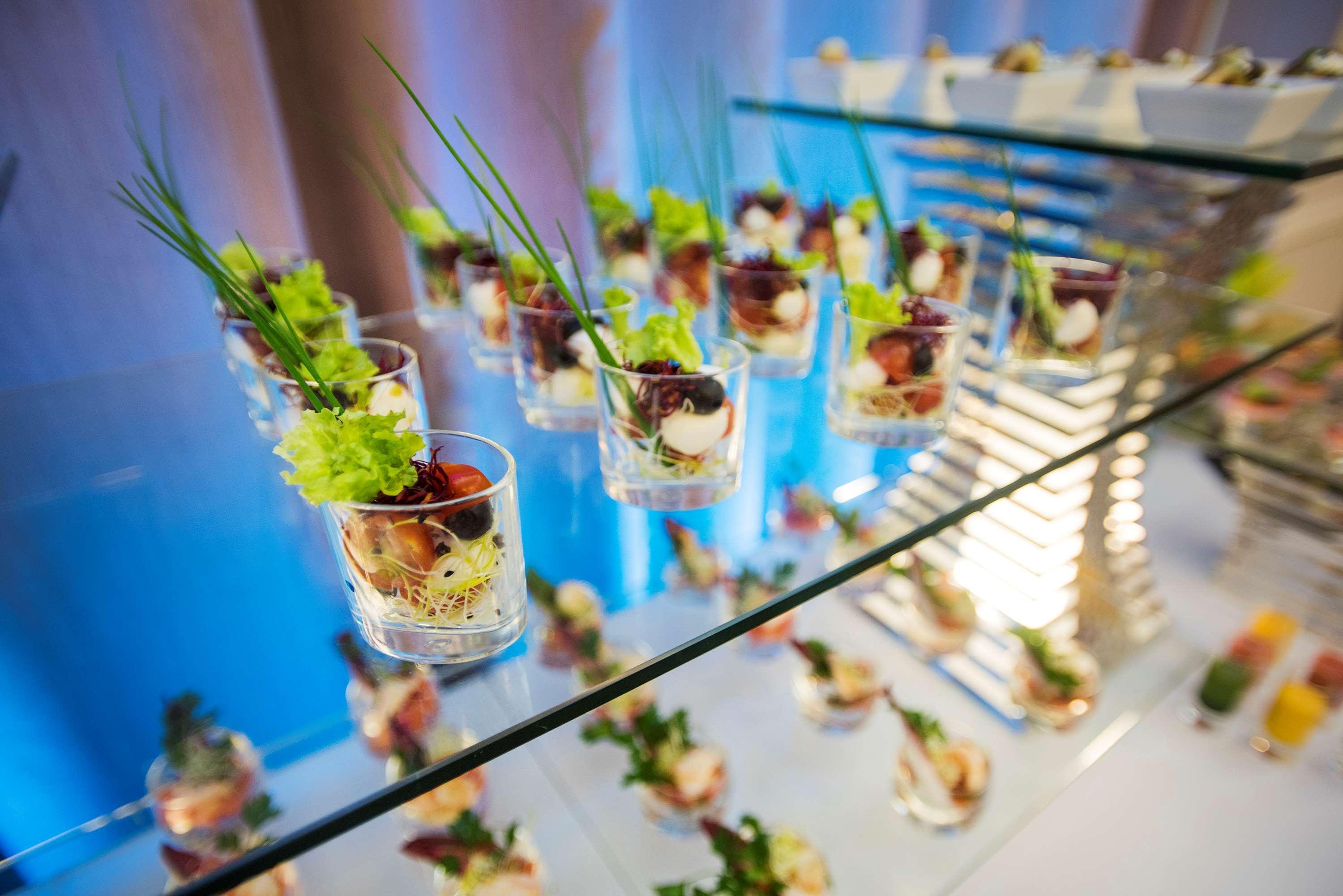Golden Tulip Warszawa Centrum Ngoại thất bức ảnh