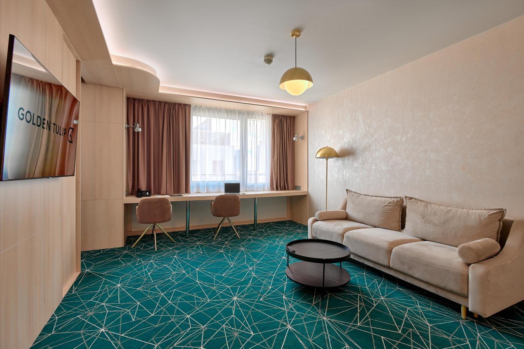 Golden Tulip Warszawa Centrum Ngoại thất bức ảnh